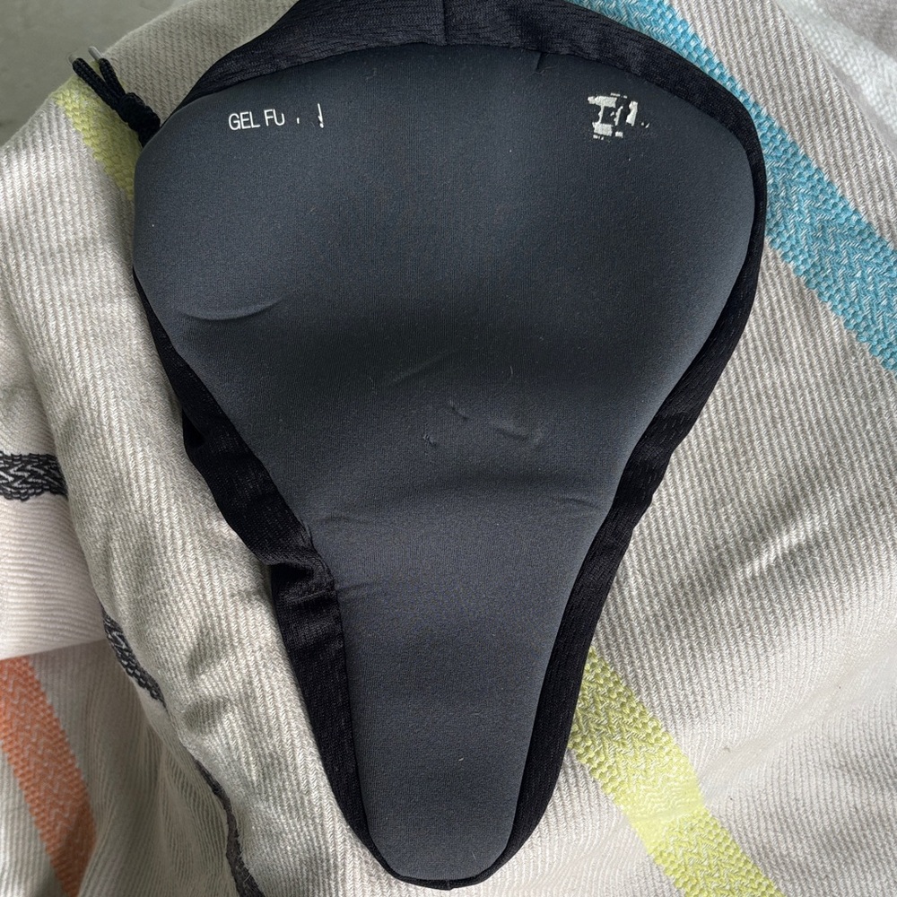 Black Gel Bike Seat Cover